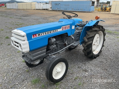 Mitsubishi D1850 Tractor Agricola (INOPERABLE) / Tracteur agricole 4WD (Inoperable)