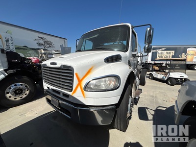 2013 Freightliner M2 4x2 S/A Day Cab Truck Tractor