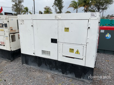 2013 Multiquip DCA-45 36 kW Skid-Mounted Planta de Luz / Generador (Inoperable)