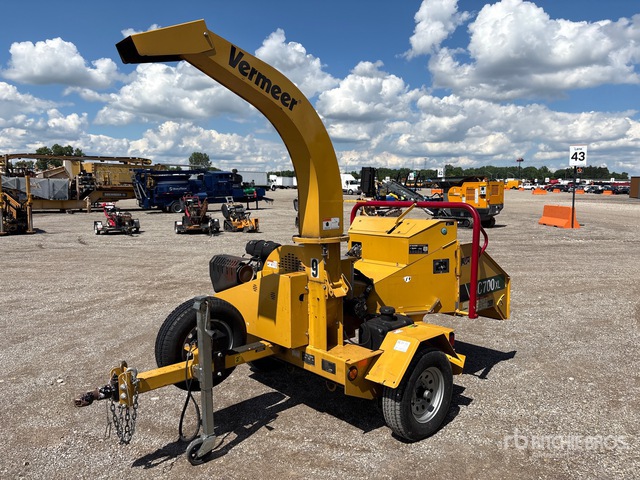 2021 Vermeer BC700XL Tow-Behind Wood Chipper