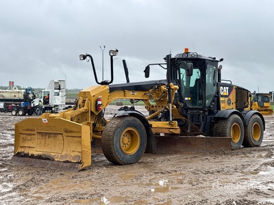 2013 Cat 160M Niveleuse motorisé