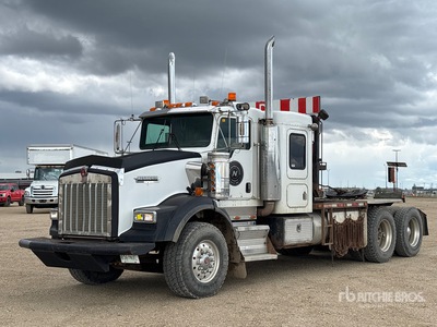 2005 Kenworth T800B 6x4 Sleeper Winch Truck