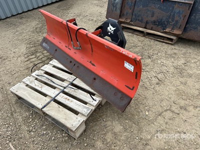 2017 Bobcat FMSB69 69 in Skid Steer Snow Blade