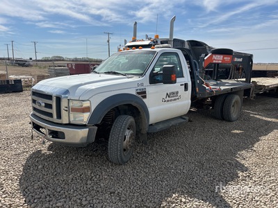 2008 Ford F-550 Super Duty XLT 4x4 Flatbed Truck