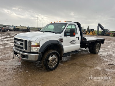 2008 Ford F-550 Super Duty XLT 4x4 Flatbed Truck