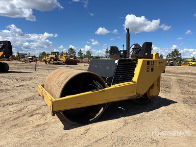 Hyster 615B Smooth Drum Compactor