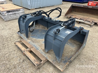Wolverine 72 in Skid Steer Grapple Bucket