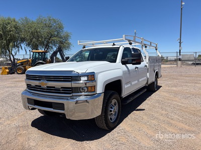 2017 Chevrolet Silverado 2500HD 4x2 Crew Cab Utility Truck