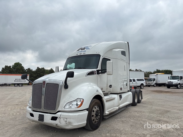 2020 Kenworth T680 6x4 T/A Sleeper Truck Tractor