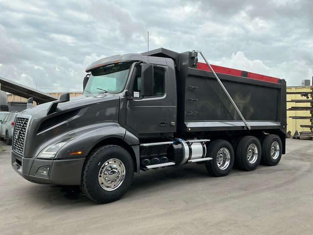 2019 Volvo VNL 8x4 Tri/A Dump Truck