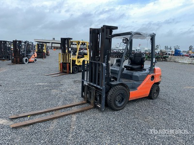 2019 Toyota 8FGU25 4500 lb Pneumatic Tire Forklift