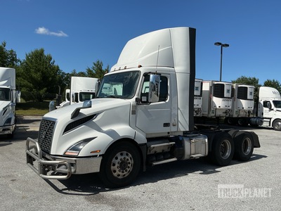 2020 Volvo VNL 300 6x4 T/A Day Cab Truck Tractor