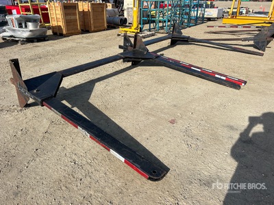Quantity of (2) Pipe Bunk