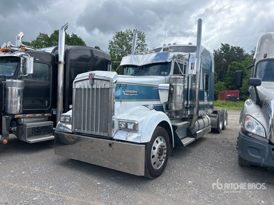 2003 Kenworth W900L 6x4 T/A Sleeper Truck Tractor (Inoperable)