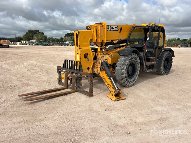 2017 JCB 512-56 Telehandler
