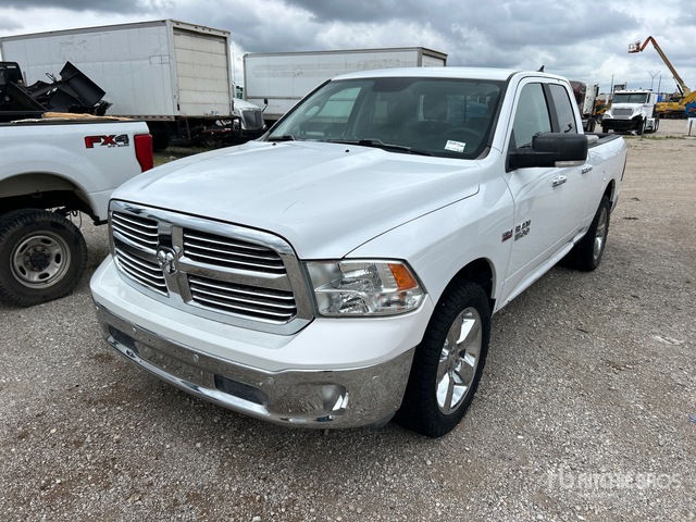 2017 Ram 1500 Big Horn 4x4 Crew Cab Pickup