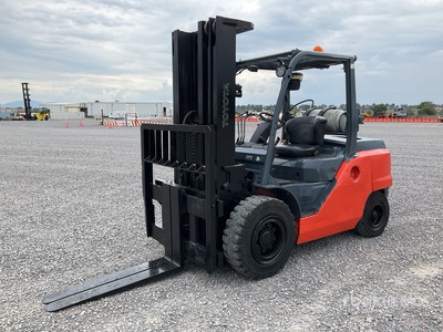 2015 Toyota 8FG50U 7500 lb Montacargas / Montacargas