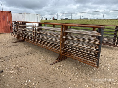 Quantity of (10) 24 ft x 5 ft Panneau pour bétail