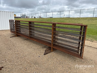 Quantity of (10) 24 ft x 5 ft Panneau pour bétail