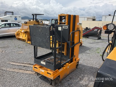 Bil-Jax ESP19 Elevador Vertical (INOPERABLE) / Vertical Mast Lift (Inoperable)
