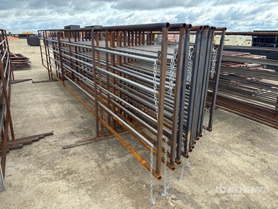 Quantity of (10) 24 ft 2 in x 5 ft شبكات سلكية لإبقاء الحيوانات