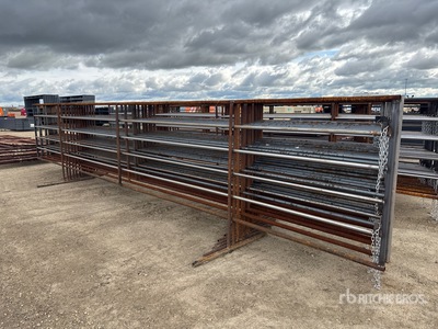 Quantity of (10) 24 ft 2 in x 5 ft شبكات سلكية لإبقاء الحيوانات