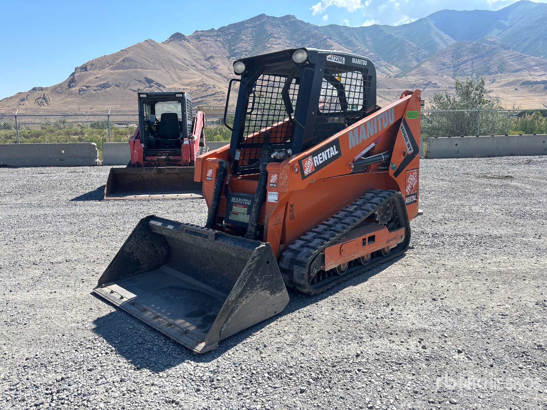 2022 Manitou 1050RT Compact Track Loader
