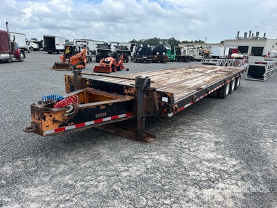 2000 Big Tex 35 ft Tri/A Flatbed Trailer