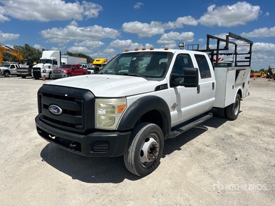 2011 Ford F-550 XL 4x2 Crew Cab ユーティリティトラック