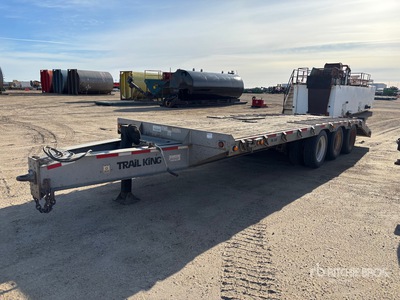 2012 Trail King 28 ft Tri/A Equipment Trailer