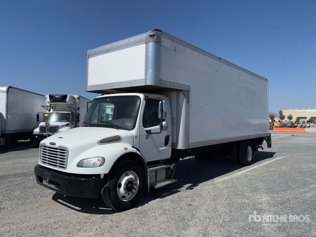 2015 Freightliner M2 106 4x2 Moving Van Truck