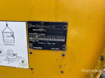 2014 Komatsu PC228USLC-10 Tracked Excavator