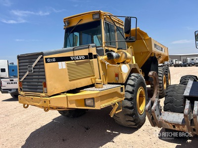 2001 Volvo A25C Camión Dumper Articulado (Inoperable)