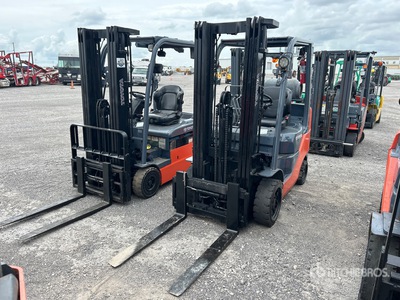 2010 Toyota 8FGCU25 5000 lb Cushion Tire Montacargas