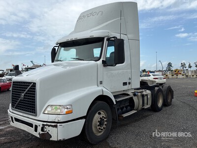 2016 Volvo VNM200 6x4 T/A Sleeper Truck Tractor