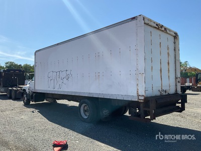 1999 GMC C7500 4x2 Kastenwägen