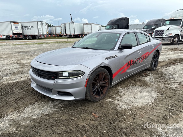 2C3CDXBGXHH623643 2017 photo no. 1