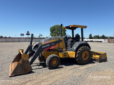2018 John Deere 210L 4x4 Landscape Loader