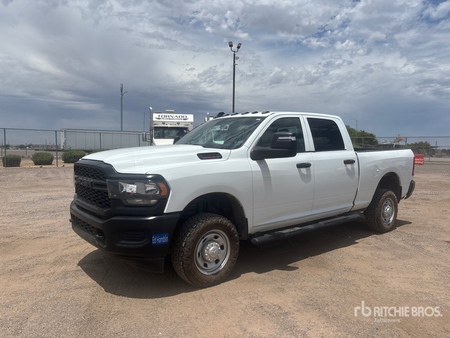 2023 Ram 2500 4x4 Crew Cab Pickup