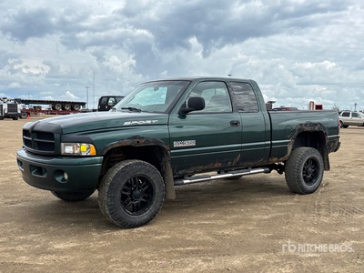 2001 Dodge Ram 2500 4x4 Extended Cab Pickup