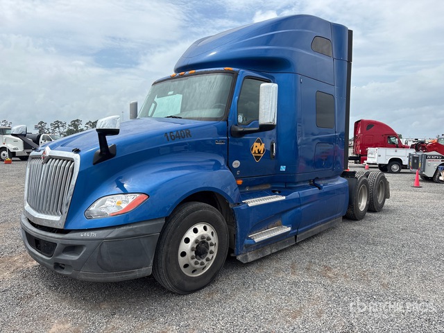 2020 International LT62F 6x4 T/A Sleeper Truck Tractor