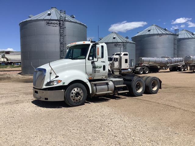 2011 International Prostar Premium 6x4 T/A Day Cab Truck Tractor
