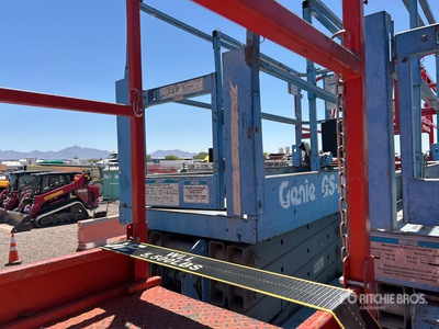 Genie GS2632 منصة رفع متحركة (Inoperable)