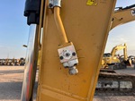 Hydraulics with Auxiliary Hydraulic Plumbing