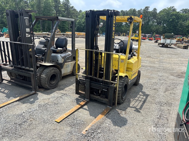 2002 Hyster H50XM 4550 lb Pneumatic Tire Forklift