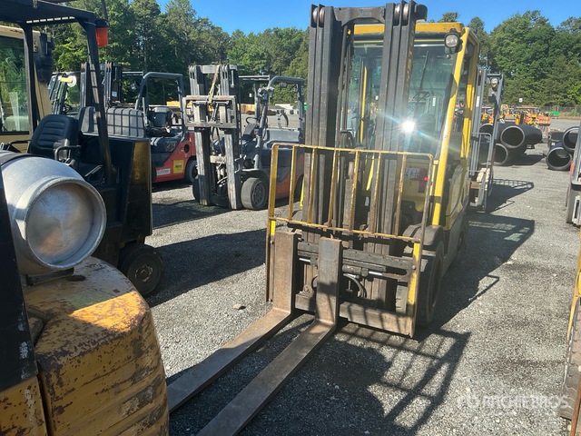 2005 Hyster H60FT 5750 lb Cushion Tire Forklift
