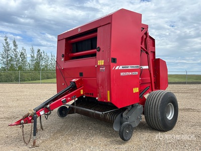 2010 Massey Ferguson 2856A 梱包機