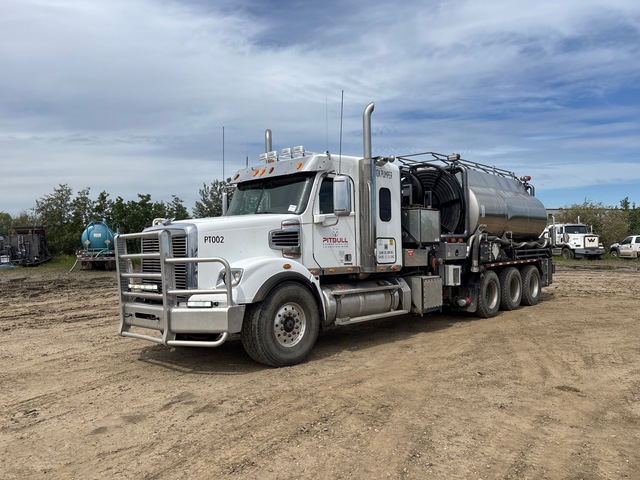 2013 Freightliner Coronado 122SD SD 15800 L 10000 psi 8x6 Sleeper Pressure Truck