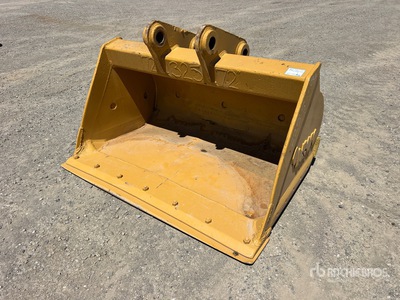 Northwest 72 in Cleanup Cazo para excavadora - Fits Cat 325F, 330L, 336L