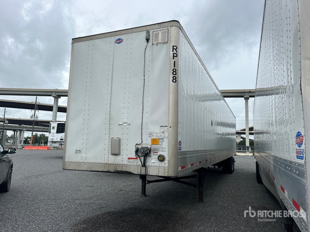 2023 Utility VS2DX 53 ft x 102 in T/A Van Trailer